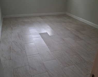 9833 Westview Drive - Photo Thumbnail 14