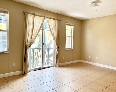 3803 Nw 5th Terrace - Photo Thumbnail 13