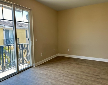 3803 Nw 5th Terrace - Photo Thumbnail 24