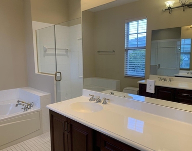 3803 Nw 5th Terrace - Photo Thumbnail 22