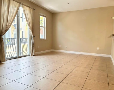 3803 Nw 5th Terrace - Photo Thumbnail 12
