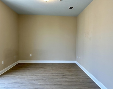 3803 Nw 5th Terrace - Photo Thumbnail 25