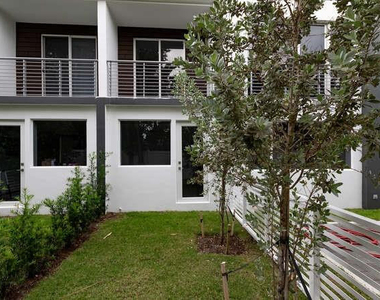 700 Ne 14th Avenue - Photo Thumbnail 22
