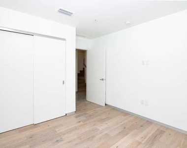 700 Ne 14th Avenue - Photo Thumbnail 28