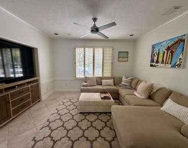 4381 Sw Parkgate Boulevard - Photo Thumbnail 22