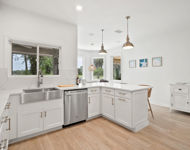 4381 Sw Parkgate Boulevard - Photo Thumbnail 16