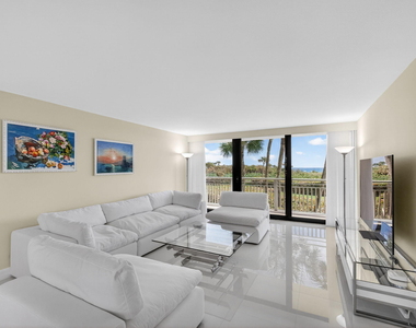 3000 N Ocean Drive - Photo Thumbnail 2