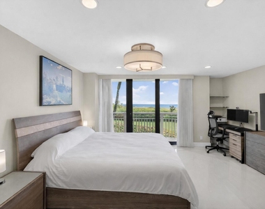 3000 N Ocean Drive - Photo Thumbnail 14