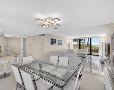 3000 N Ocean Drive - Photo Thumbnail 5
