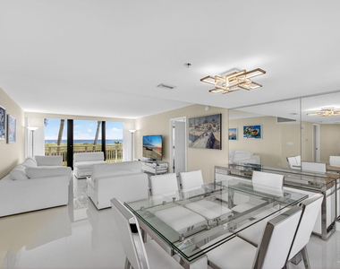 3000 N Ocean Drive - Photo Thumbnail 4
