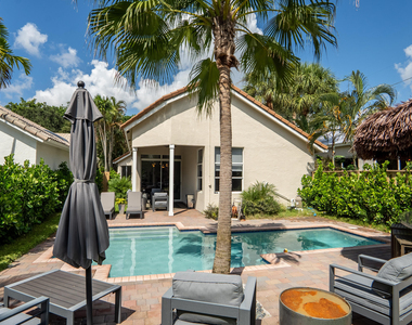6670 Nw 27th Avenue - Photo Thumbnail 12
