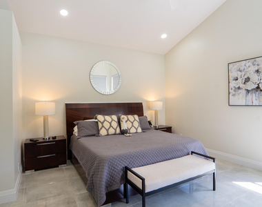 6670 Nw 27th Avenue - Photo Thumbnail 14