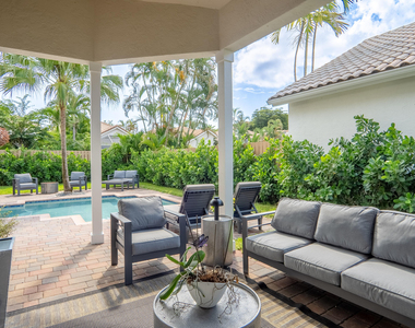 6670 Nw 27th Avenue - Photo Thumbnail 5