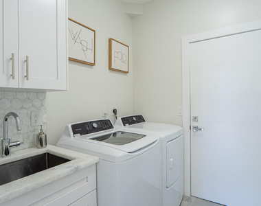 6670 Nw 27th Avenue - Photo Thumbnail 25