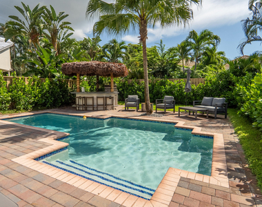 6670 Nw 27th Avenue - Photo Thumbnail 8