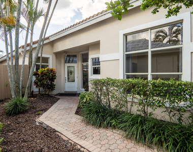 6670 Nw 27th Avenue - Photo Thumbnail 4