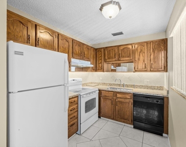 29 Lake Vista Trail - Photo Thumbnail 11