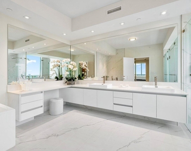 3100 N Ocean Drive - Photo Thumbnail 10