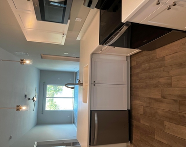 2277 Se Monroe Street - Photo Thumbnail 9