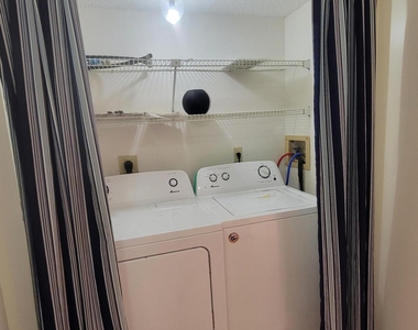 2306 Sw 82nd Terrace - Photo Thumbnail 5