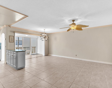 2000 Diana Drive - Photo Thumbnail 12