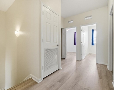4501 Mimosa Terrace - Photo Thumbnail 11