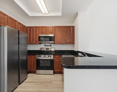 4501 Mimosa Terrace - Photo Thumbnail 5