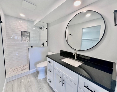 312 Northlake Drive - Photo Thumbnail 25
