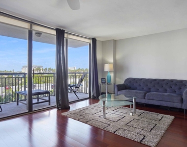 3031 N Ocean Boulevard - Photo Thumbnail 14