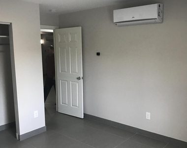 142 Sw 8th Avenue - Photo Thumbnail 12