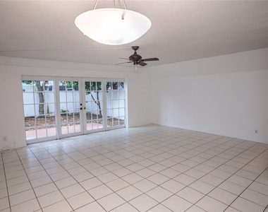 6764 Sw 40th Street - Photo Thumbnail 1