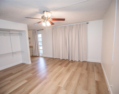 6764 Sw 40th Street - Photo Thumbnail 14