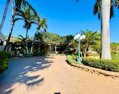 2725 Ne 27th Court - Photo Thumbnail 26