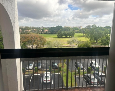 3521 Environ Boulevard - Photo Thumbnail 4
