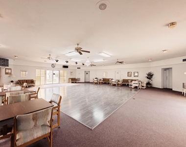 600 Village Green Court - Photo Thumbnail 18