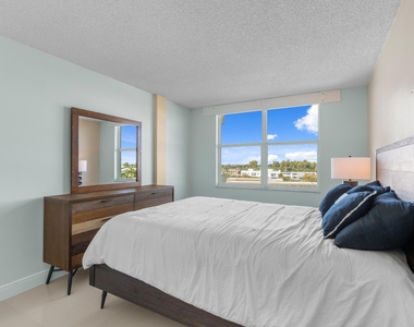 1009 N Ocean Boulevard - Photo Thumbnail 11