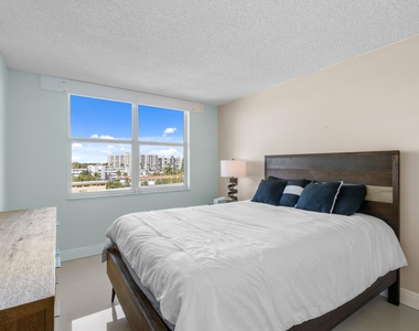1009 N Ocean Boulevard - Photo Thumbnail 10