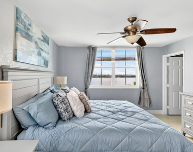 1801 N Flagler #701 Drive - Photo Thumbnail 14