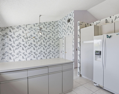 9476 El Clair Ranch Road - Photo Thumbnail 13
