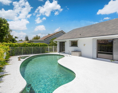 9476 El Clair Ranch Road - Photo Thumbnail 1