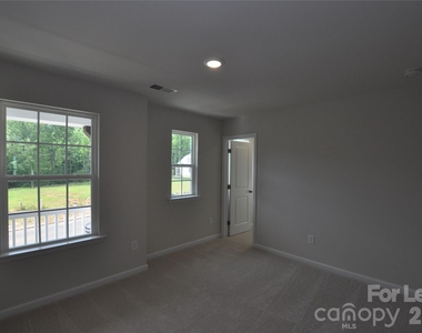 3102 Deep River Way - Photo Thumbnail 25