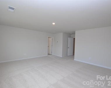 3102 Deep River Way - Photo Thumbnail 37