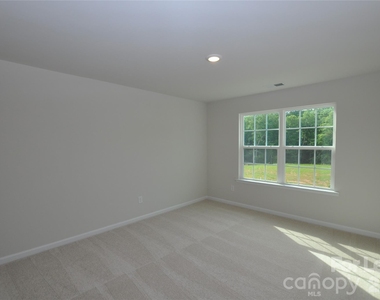 3102 Deep River Way - Photo Thumbnail 30