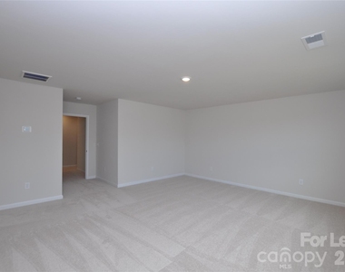 3102 Deep River Way - Photo Thumbnail 36