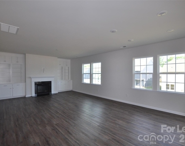 3102 Deep River Way - Photo Thumbnail 10