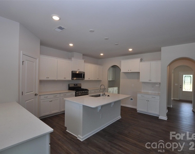 3102 Deep River Way - Photo Thumbnail 6
