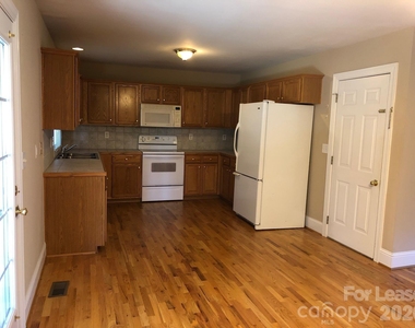 126 Purple Finch Lane - Photo Thumbnail 2