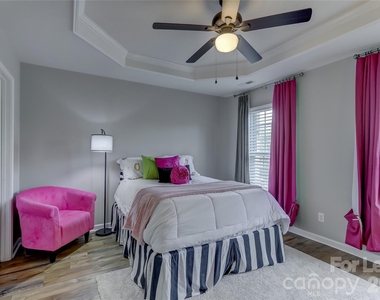 905 Lyndley Drive - Photo Thumbnail 25