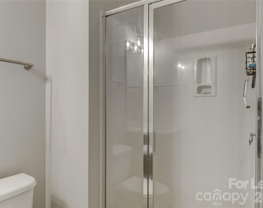 905 Lyndley Drive - Photo Thumbnail 38