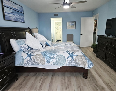 1357 Ne Ocean Boulevard - Photo Thumbnail 5